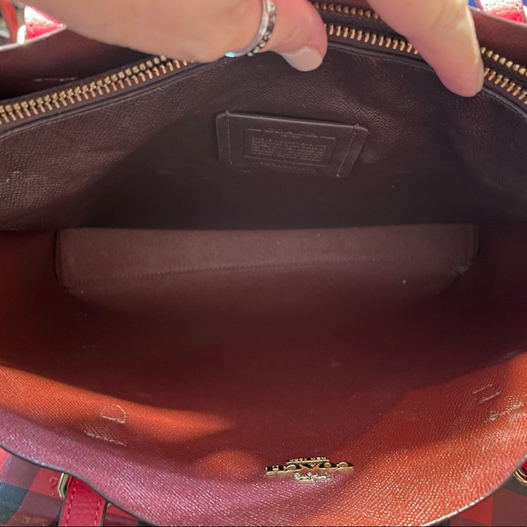 Coach Molly Tote and matching wallet - Picture 11 of 16